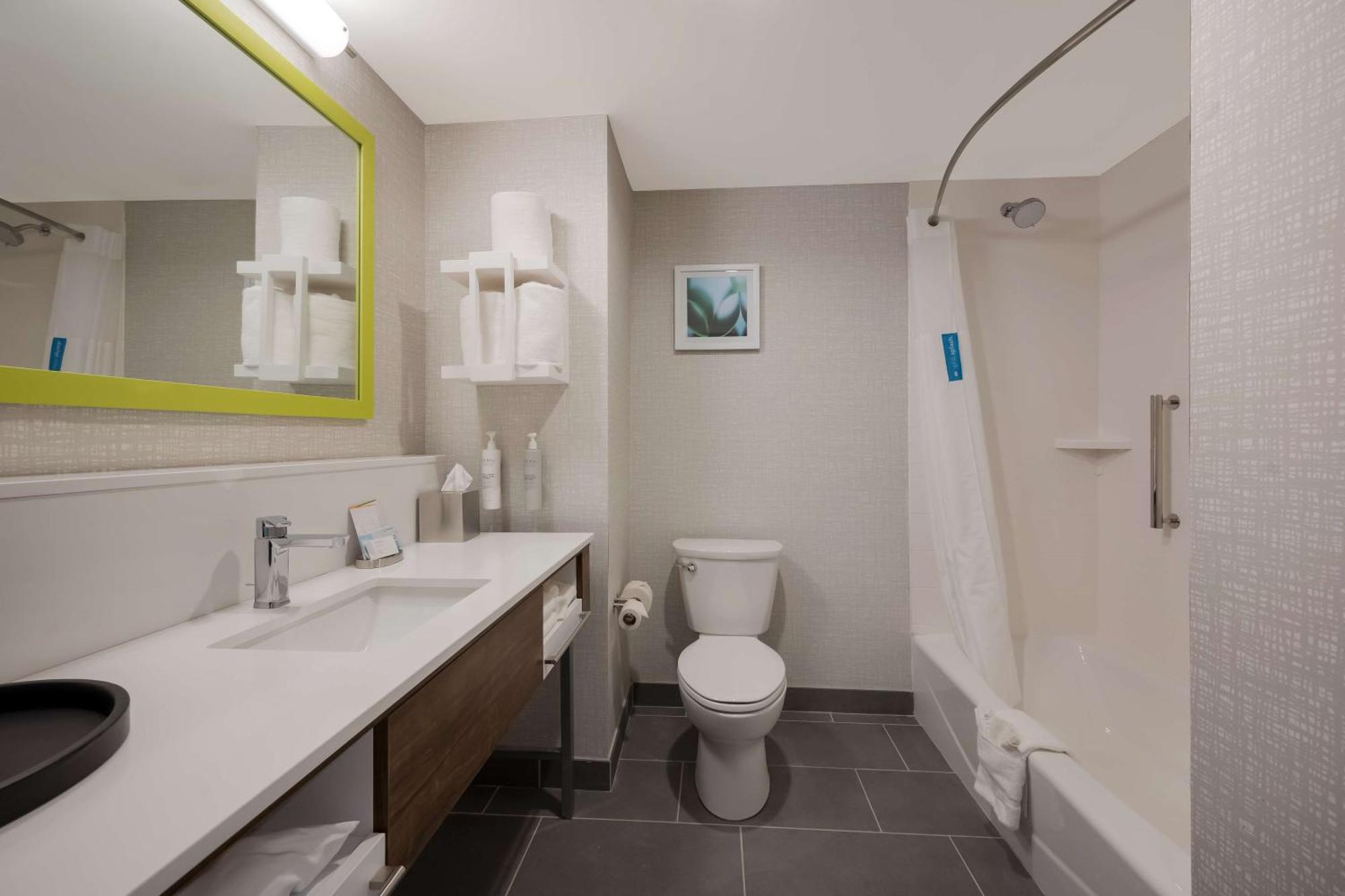 Hampton Inn By Hilton Detroit Саутфилд Экстерьер фото
