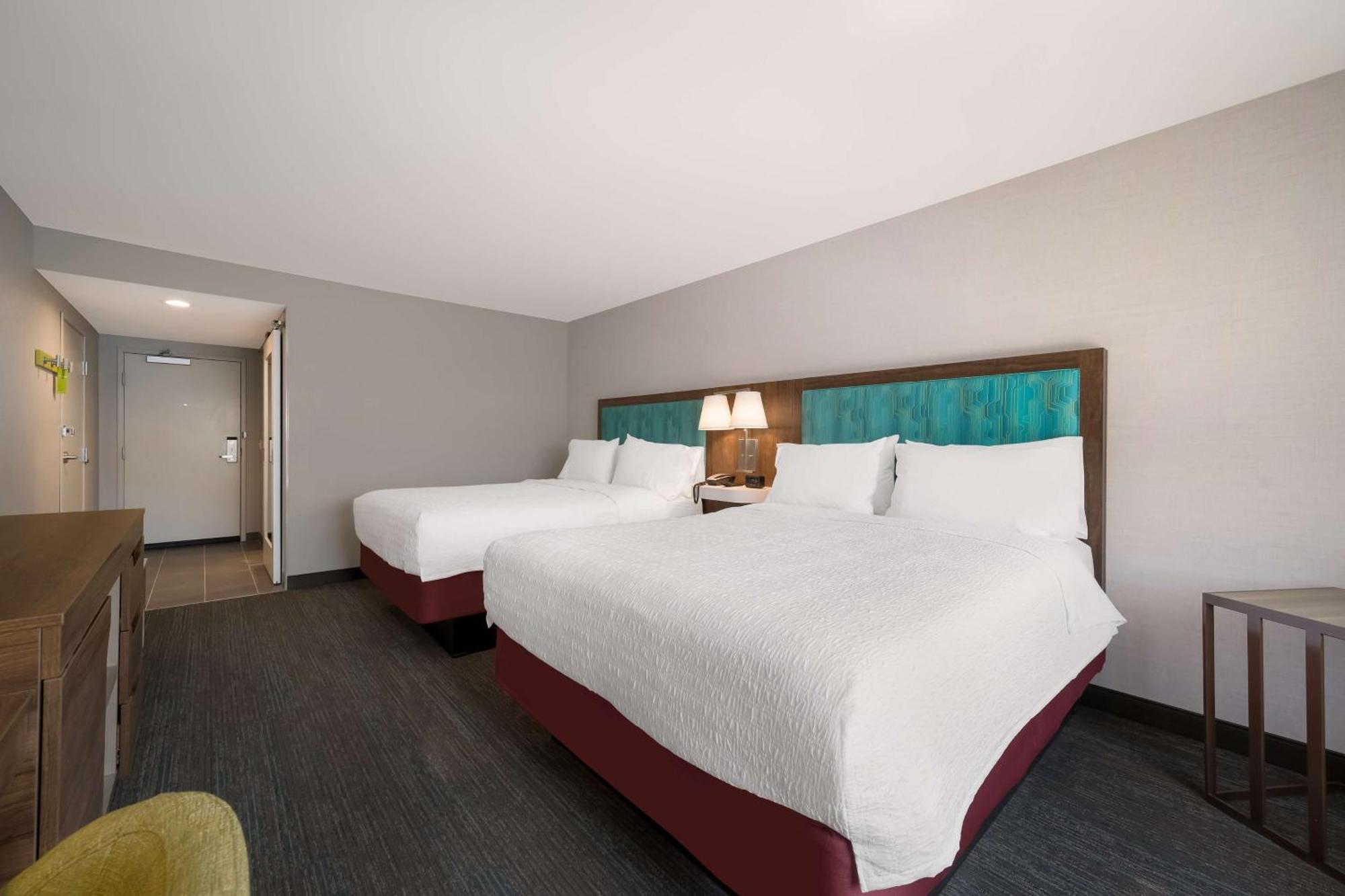 Hampton Inn By Hilton Detroit Саутфилд Экстерьер фото